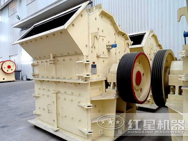 鵝卵石細(xì)碎機進(jìn)料口