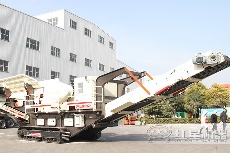 紅星移動(dòng)石頭履帶大型破碎機(jī)環(huán)保高產(chǎn)
